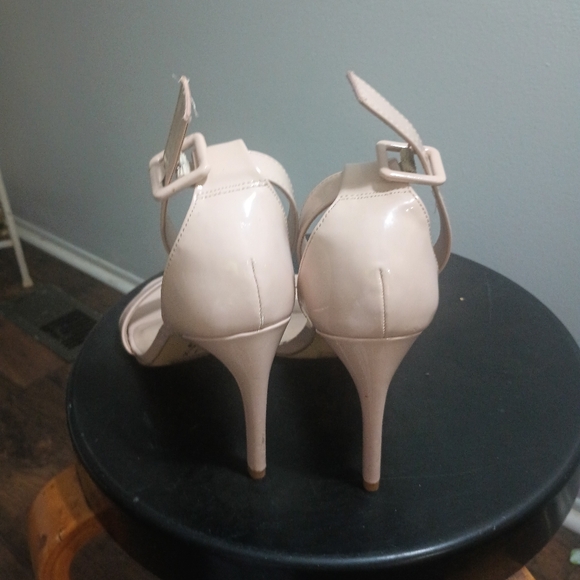 Shoes - Picture 2 of 3